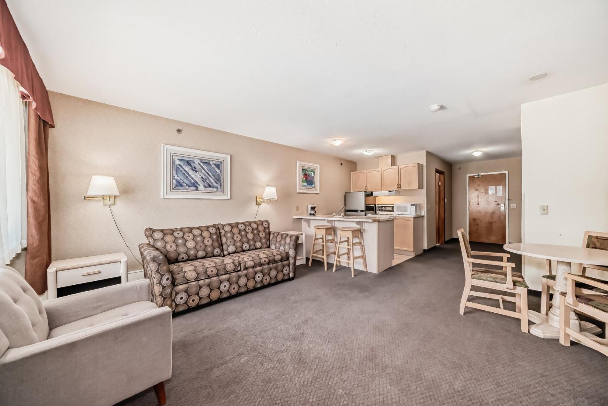 Stony Plain Inn & Suites Kültér fotó